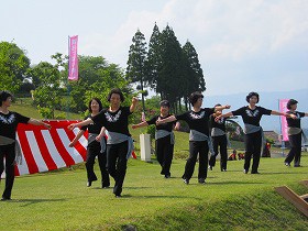 おっぱい祭りレクリエーションダンス